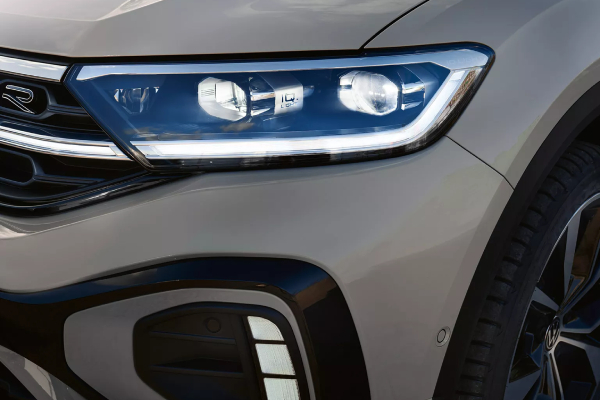 Volkswagen_T-Roc_600x400_02